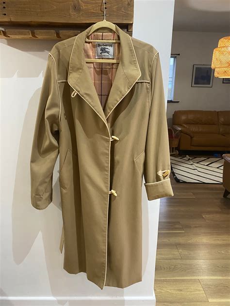 metzingen burberry trenchcoat